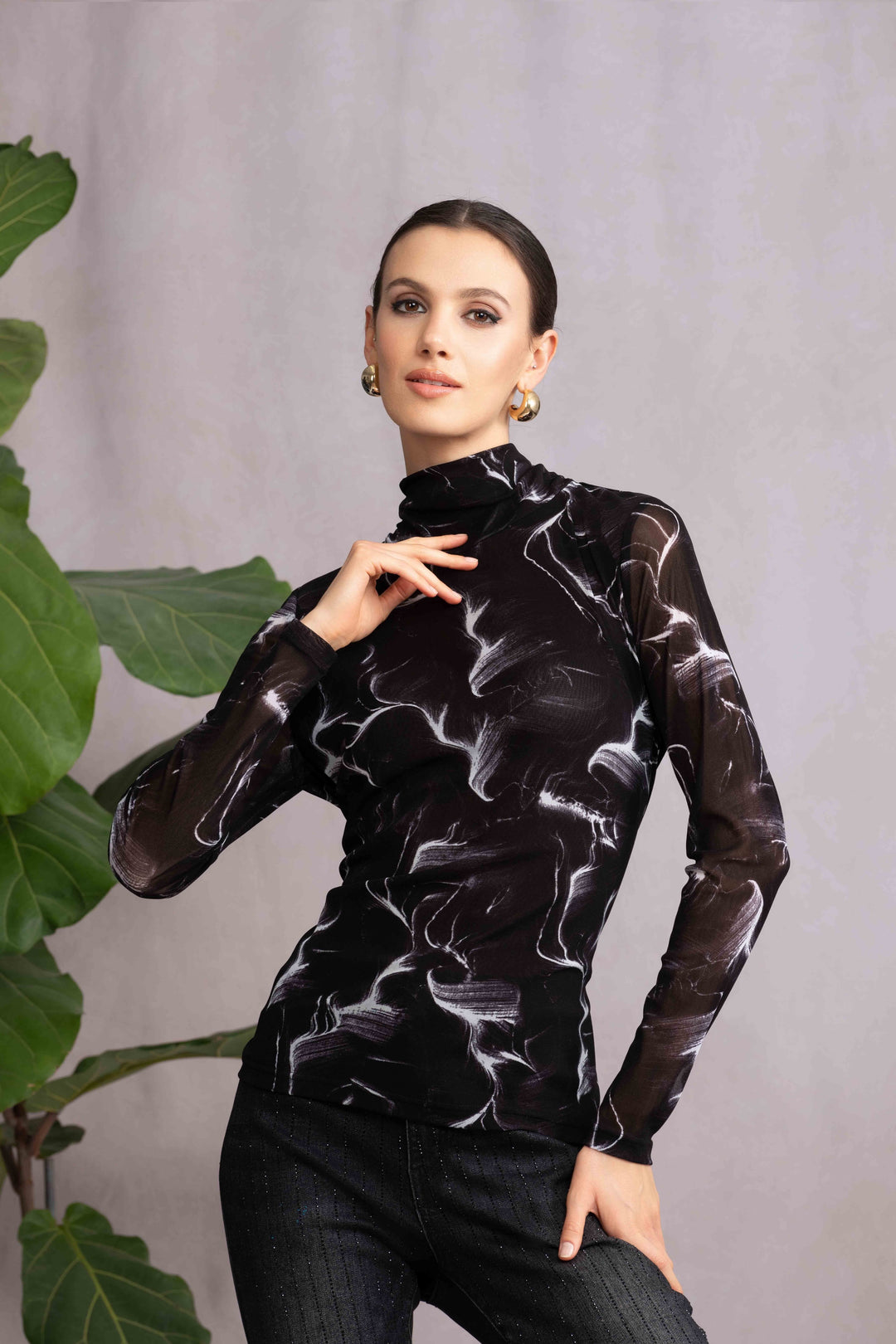 Adjusted turtleneck