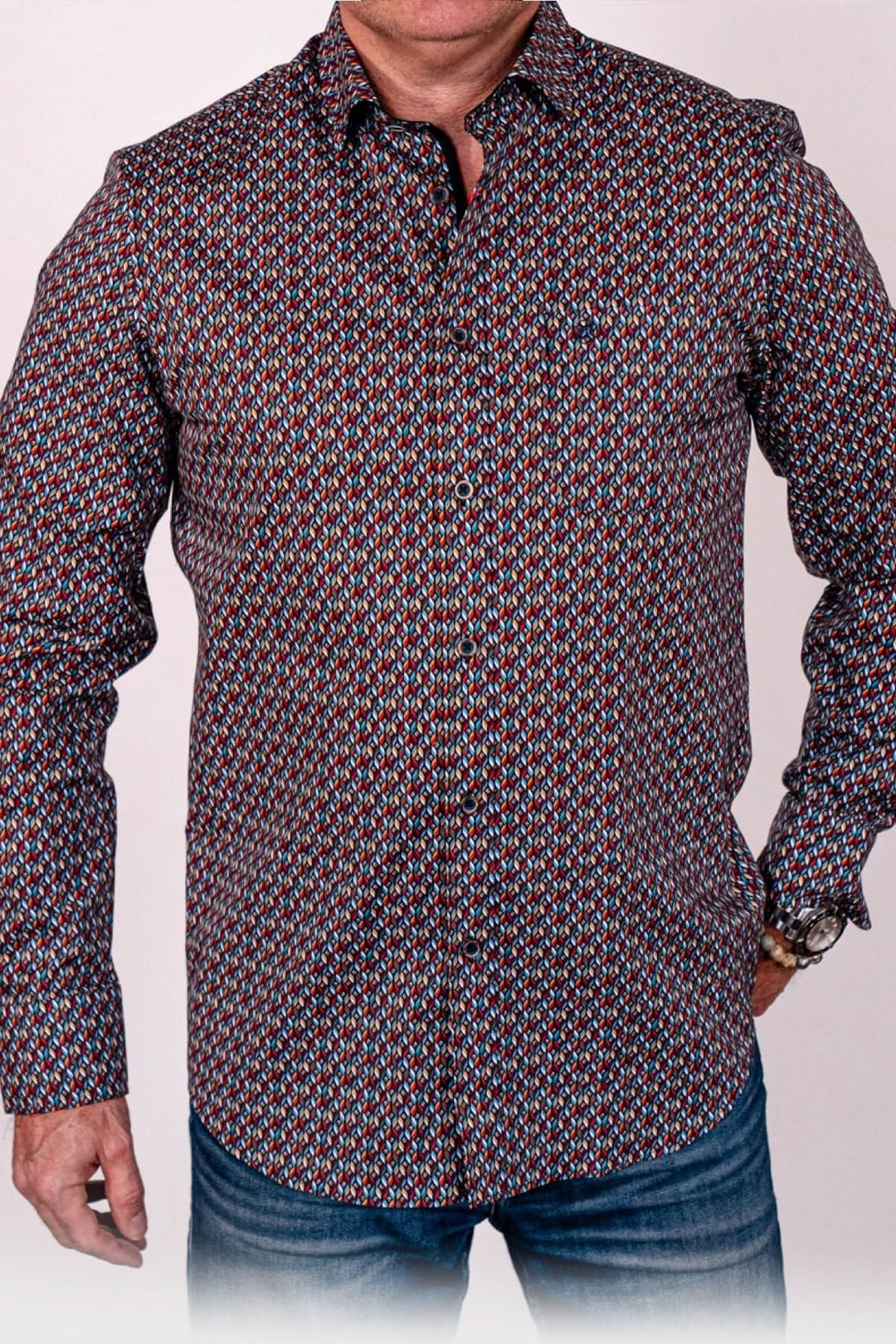 Oval shaped printed shirt