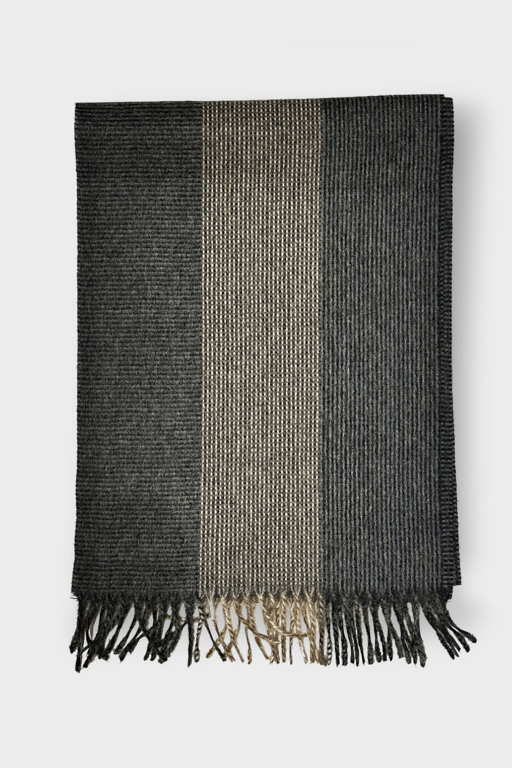 Cashmere scarf