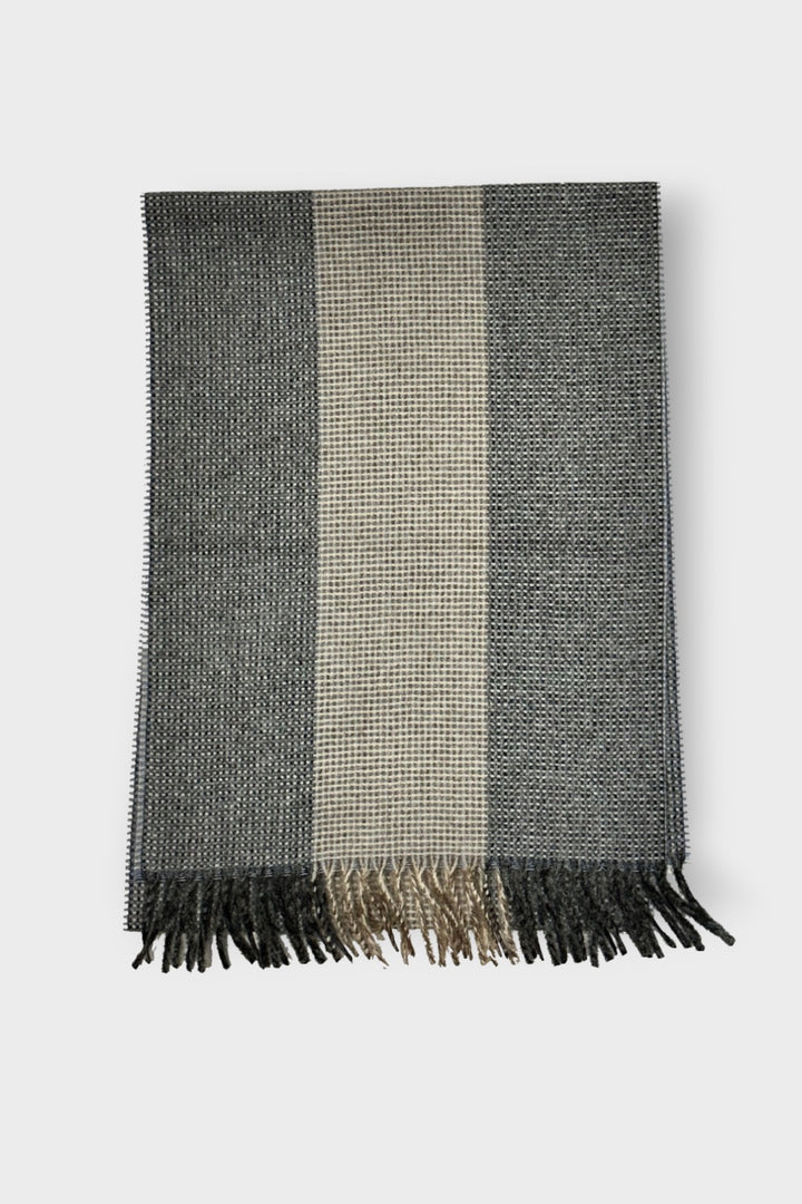 Cashmere scarf