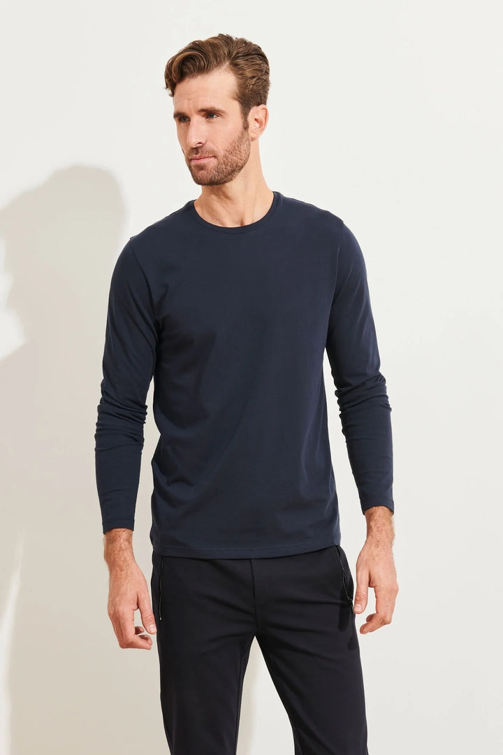 Long sleeve t-shirt