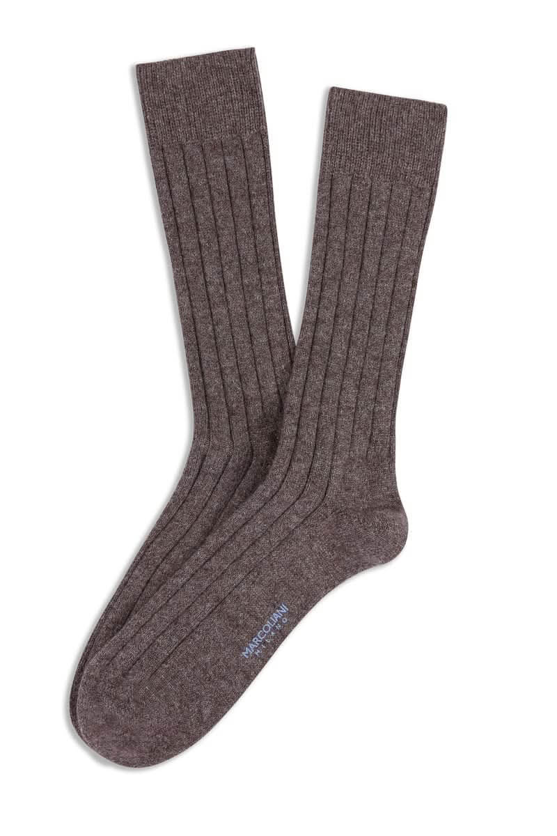 Bas long côtelé pour homme en cachemire, alliant luxe et confort, couleur marron.