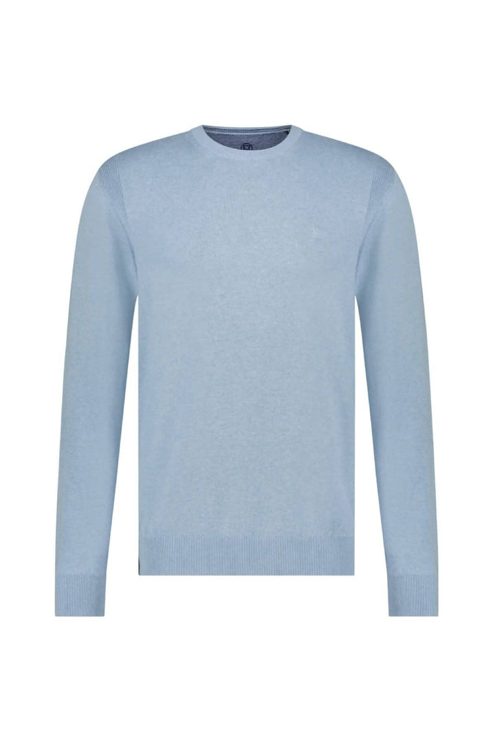 Chandail col ras du cou bleu clair, manches longues, coupe régulière, essentiel pour un look décontracté.