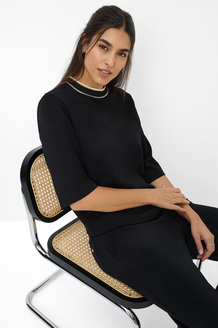 Half-sleeve sweater