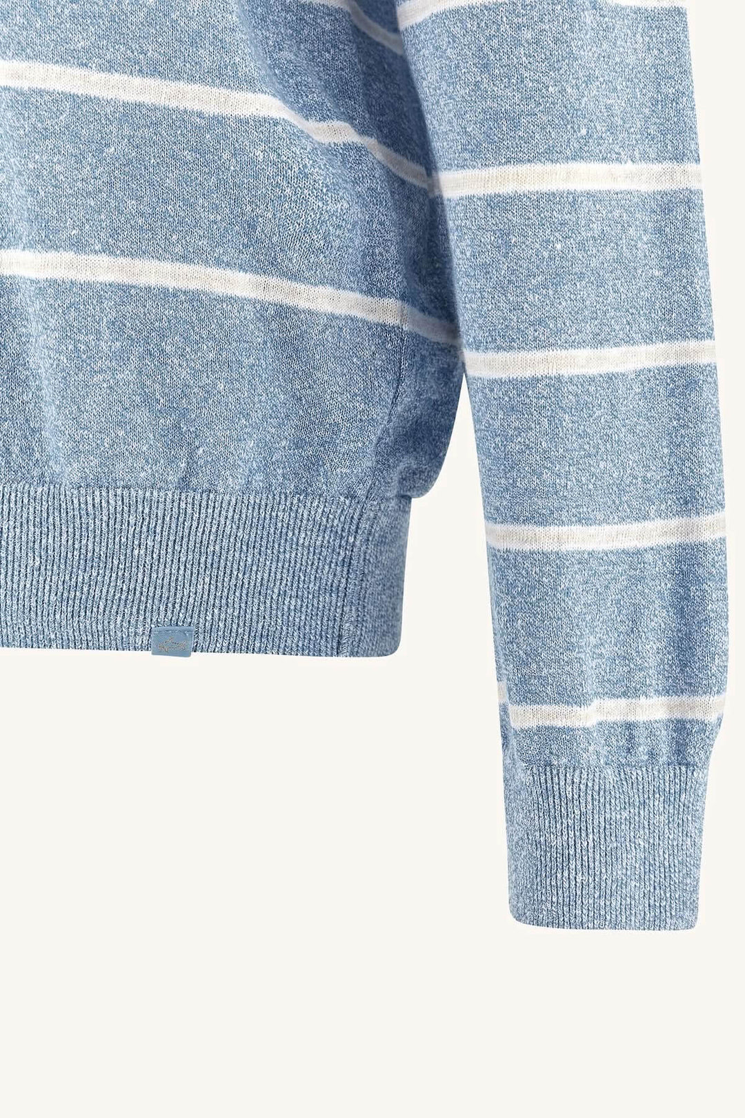 Chandail rayé en lin et coton Urukai avec motif élégant bleu et blanc, idéal pour un look nautique sophistiqué et estival.