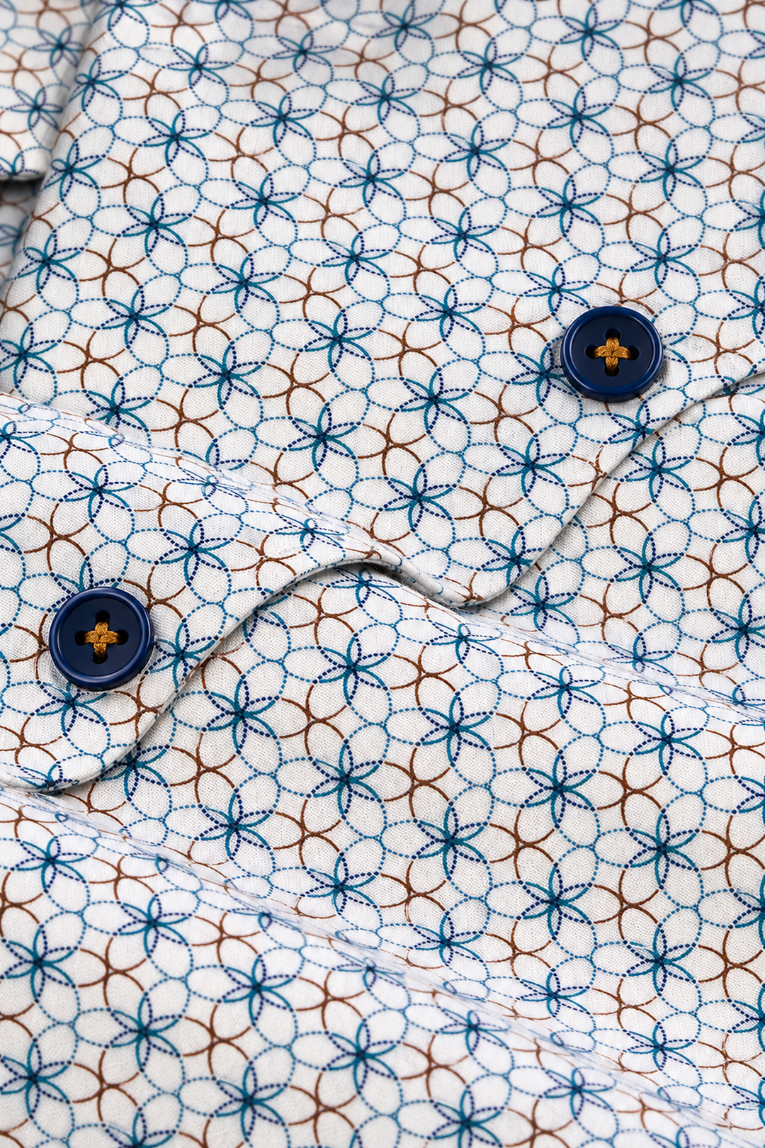 Chemise sport imprimée géométrique