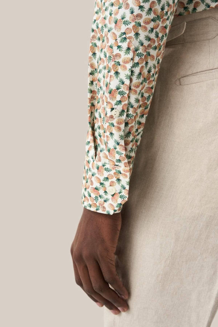 Chemise en coton et TENCEL™ avec motif ananas, manches longues, et col cutaway, style élégant.