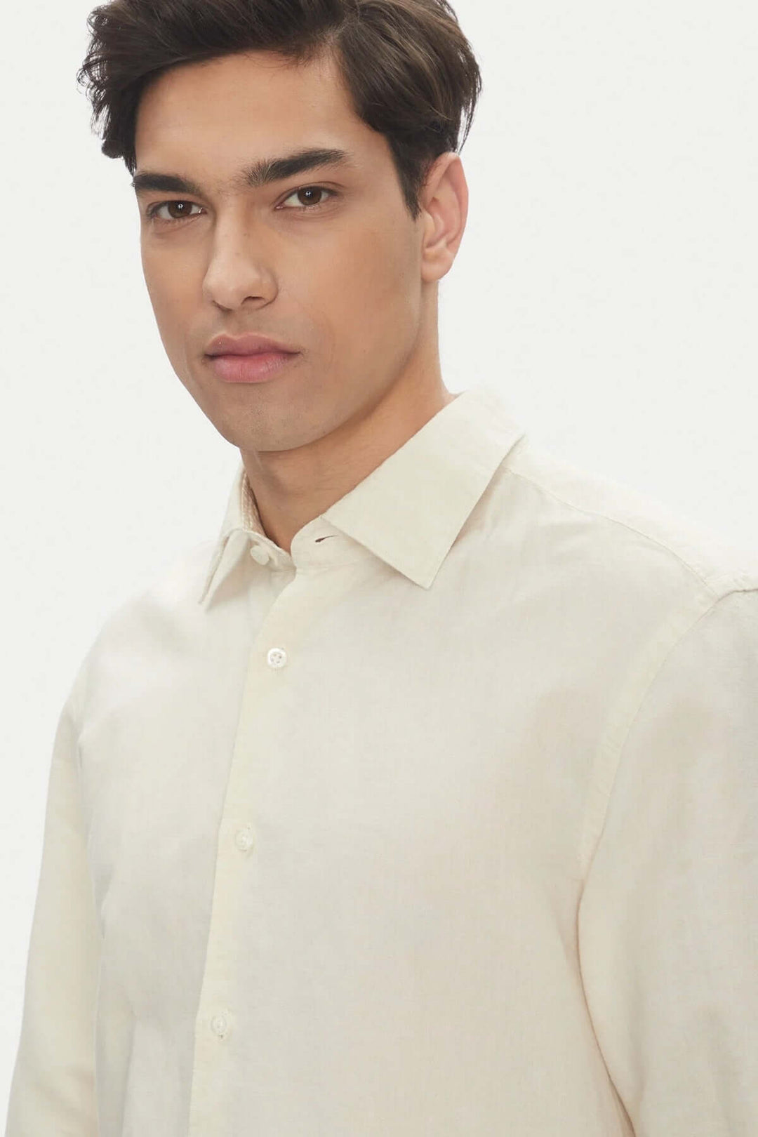 Hommes chemise en lin et coton, légère, col Kent, élégante, coupe décontractée pour l'été.