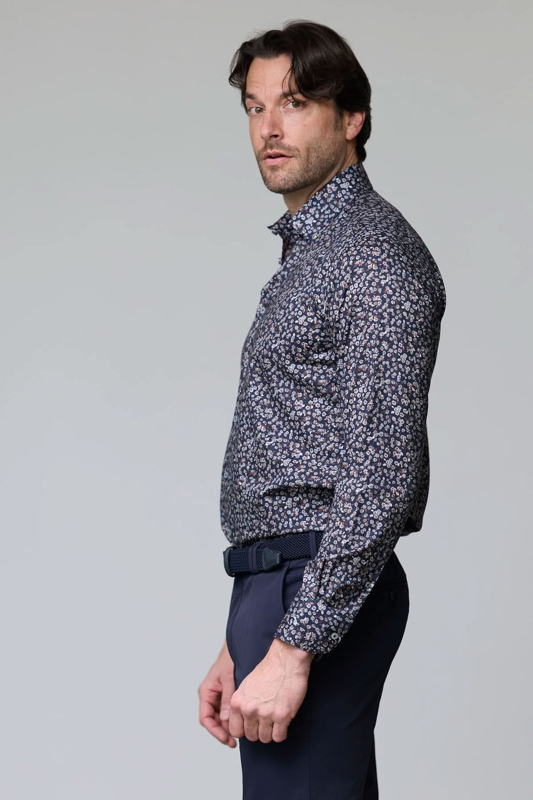 Shirt with abstract floral pattern