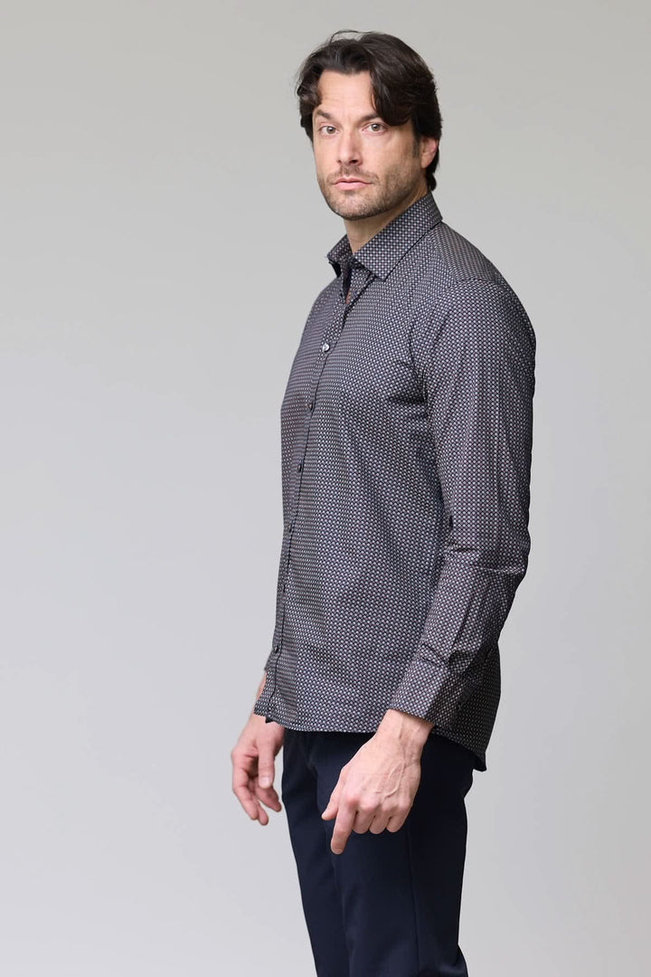 Shirt with geometric pattern