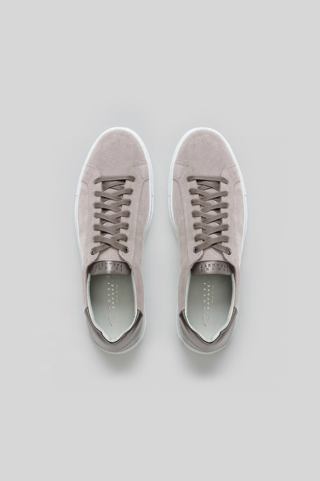 Espadrille Huberto en suede vue de dessus, matériaux italiens de haute qualité, semelle cupsole cousue, confort supérieur