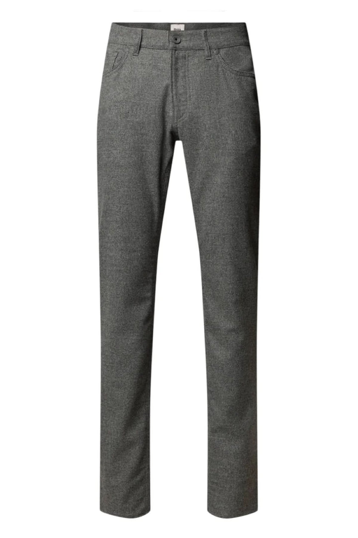 Jean en flanelle à coupe ajustée avec flanelle douce, taille mi-haute et jambe droite pour un look chic et décontracté.