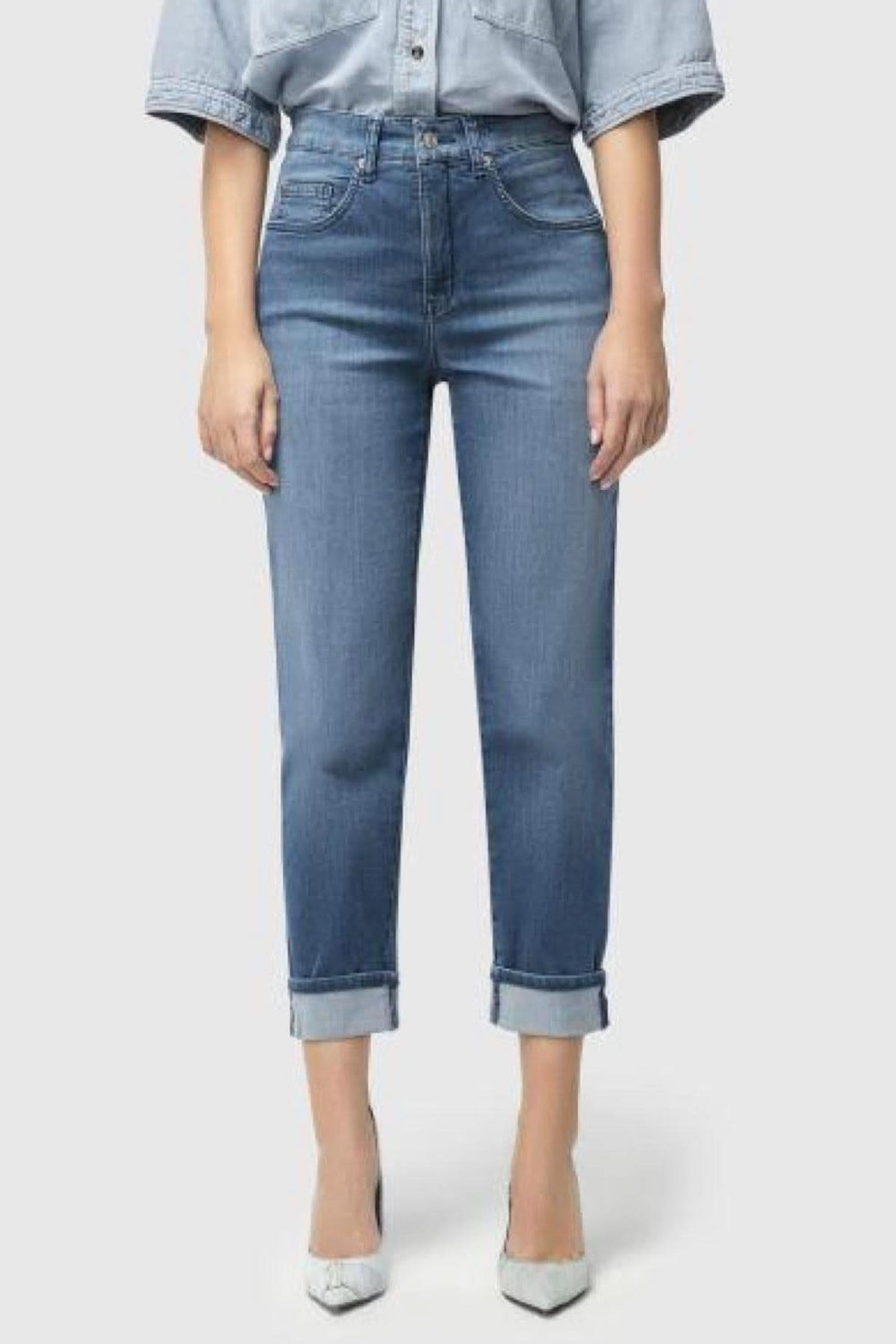 Women's lightweight denim jeans with rolled cuffs, showcasing a classic yet contemporary straight-leg fit.