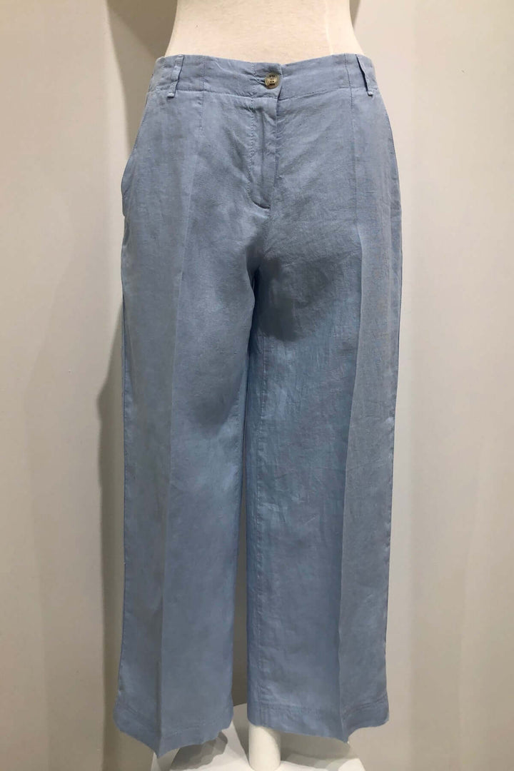 Pantalon en lin MAINE S femme, style décontracté avec jambes larges et poches arrière, couleur bleu clair.