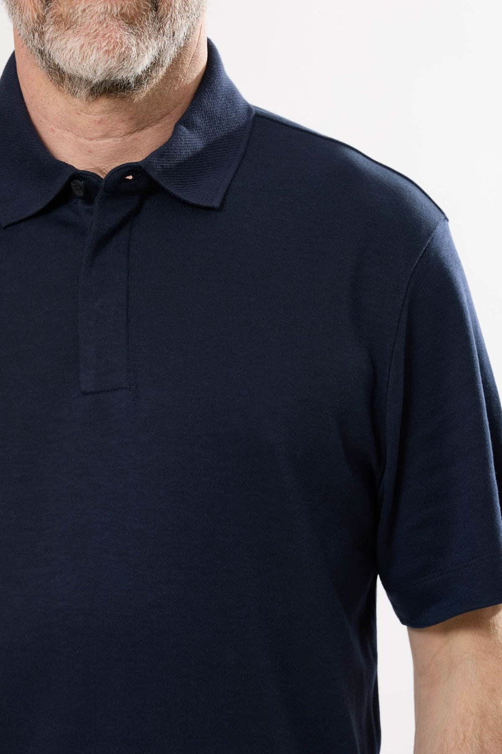 Polo classique à manches courtes pour homme, en tissu doux, coupe droite, couleur marine.