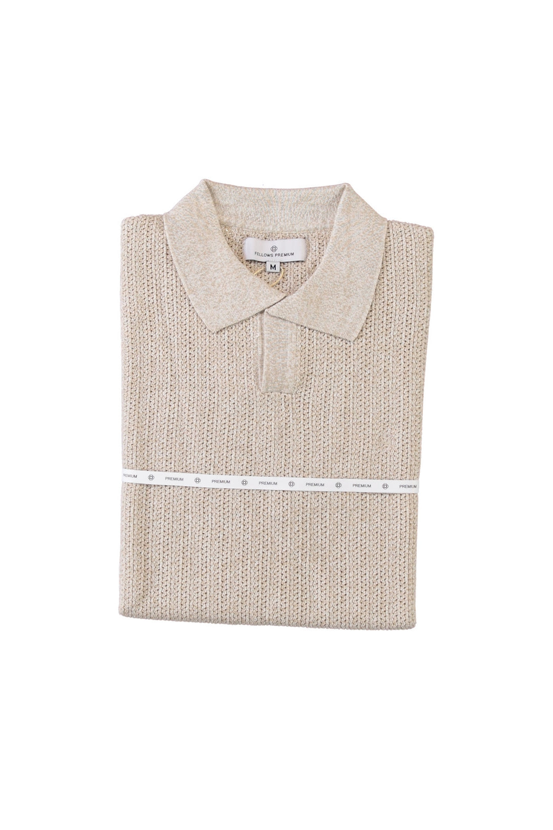 Polo texturé à manches courtes beige avec maille élégante et col classique. Idéal pour un look soigné et confortable au quotidien.