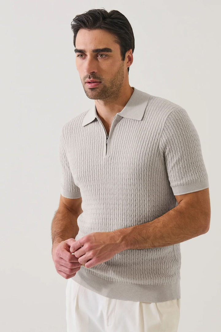 Zip-up knit polo shirt