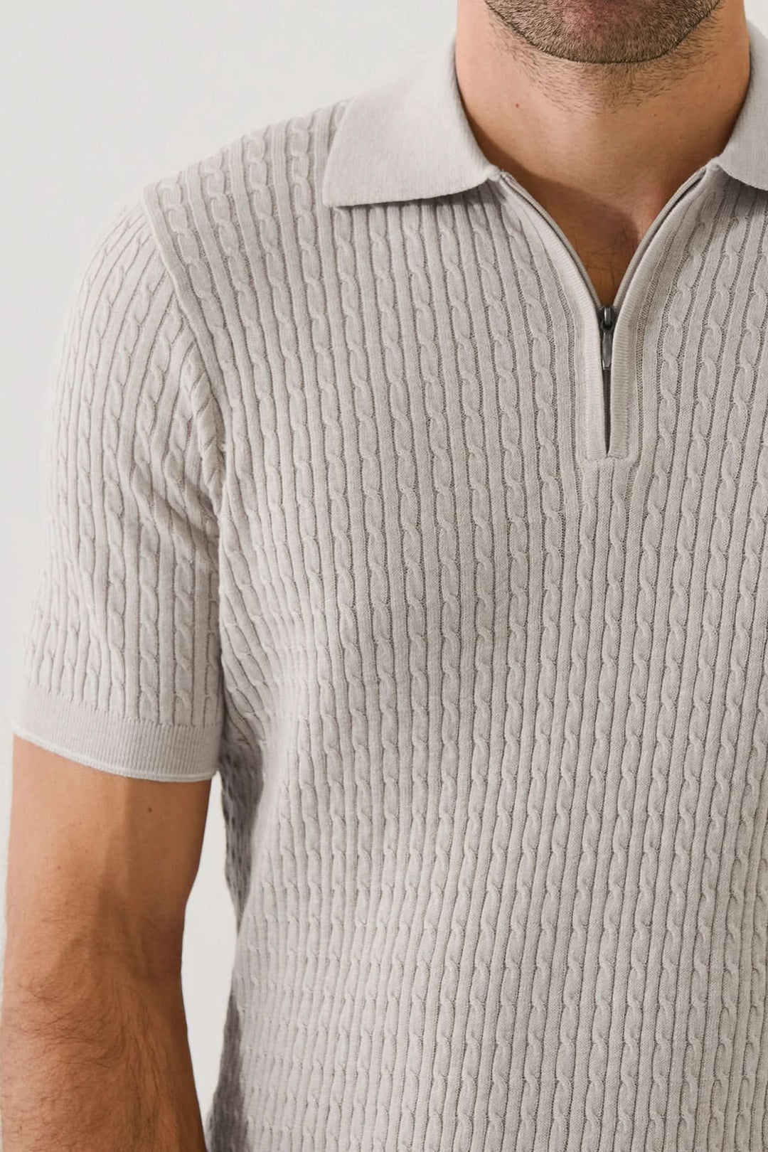 Zip-up knit polo shirt
