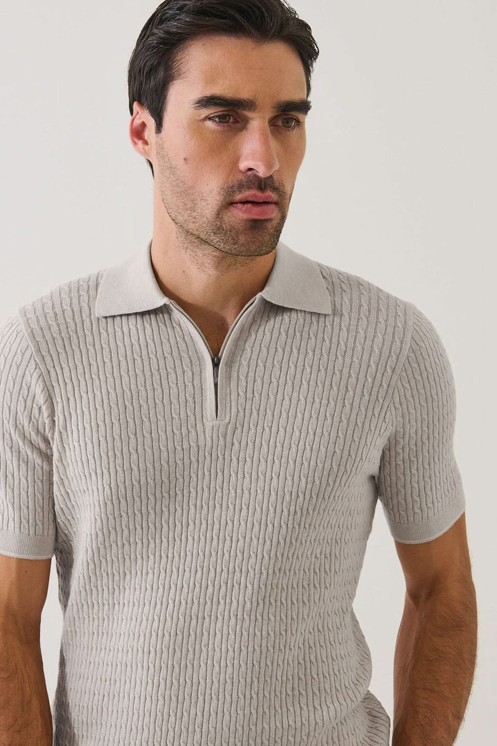 Zip-up knit polo shirt