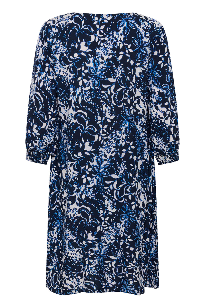 Robe Tiah à motif floral avec coupe fluide, encolure en V et manches trois-quarts pour une élégance simple et polyvalente.