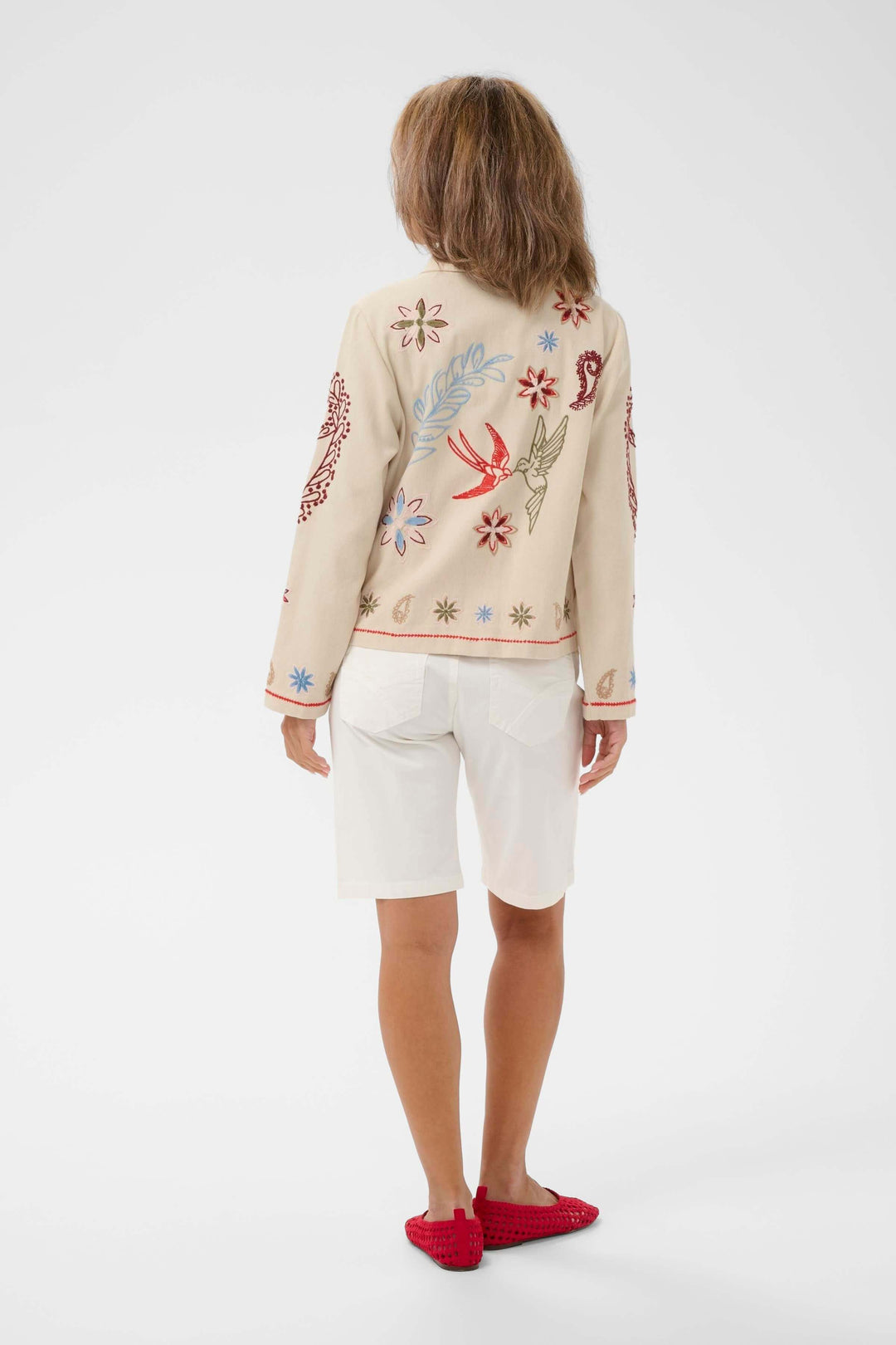 Veste Rosetta brodée à col chemise avec broderies artistiques vue de dos.