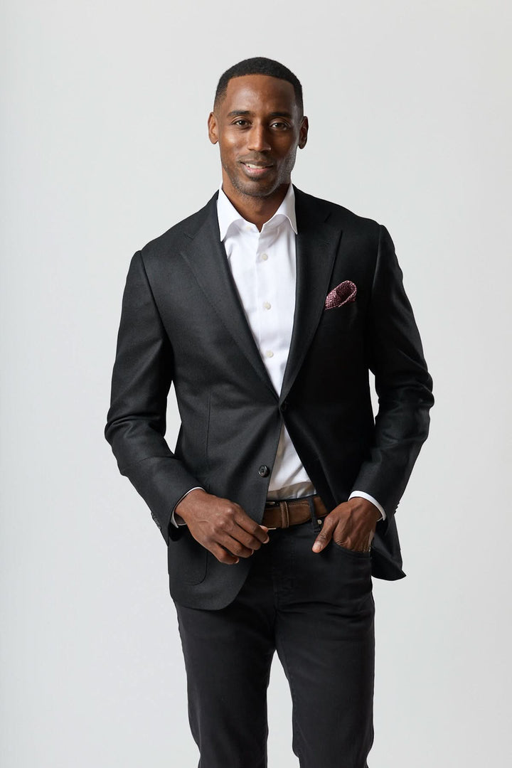 Veston en laine et cachemire noir Corneliani pour homme, sophistication italienne, tenue formelle élégante.