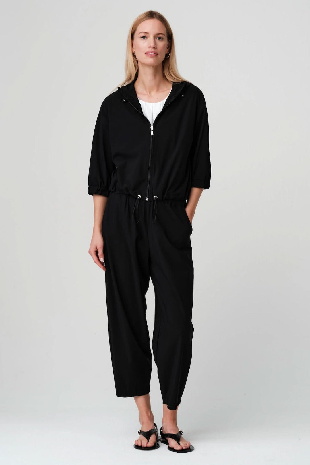 Veste légère zippée à taille ajustable