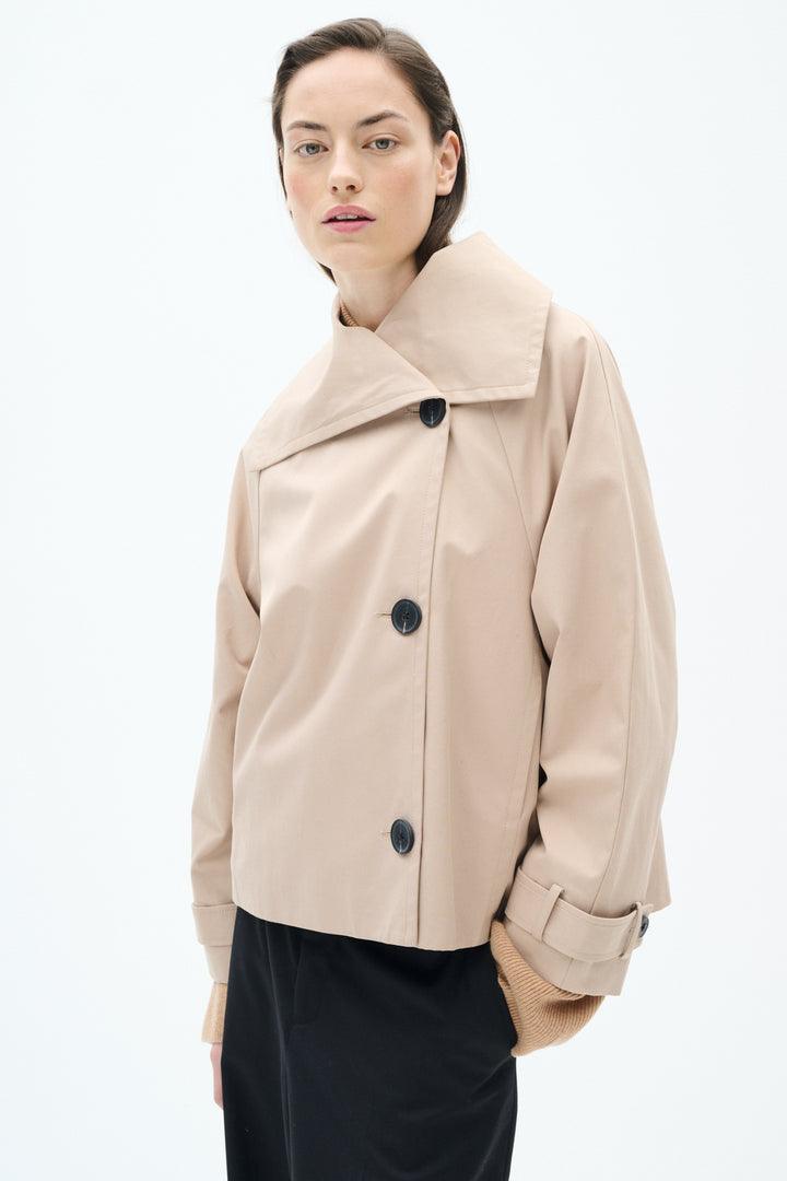 Mazie short coat