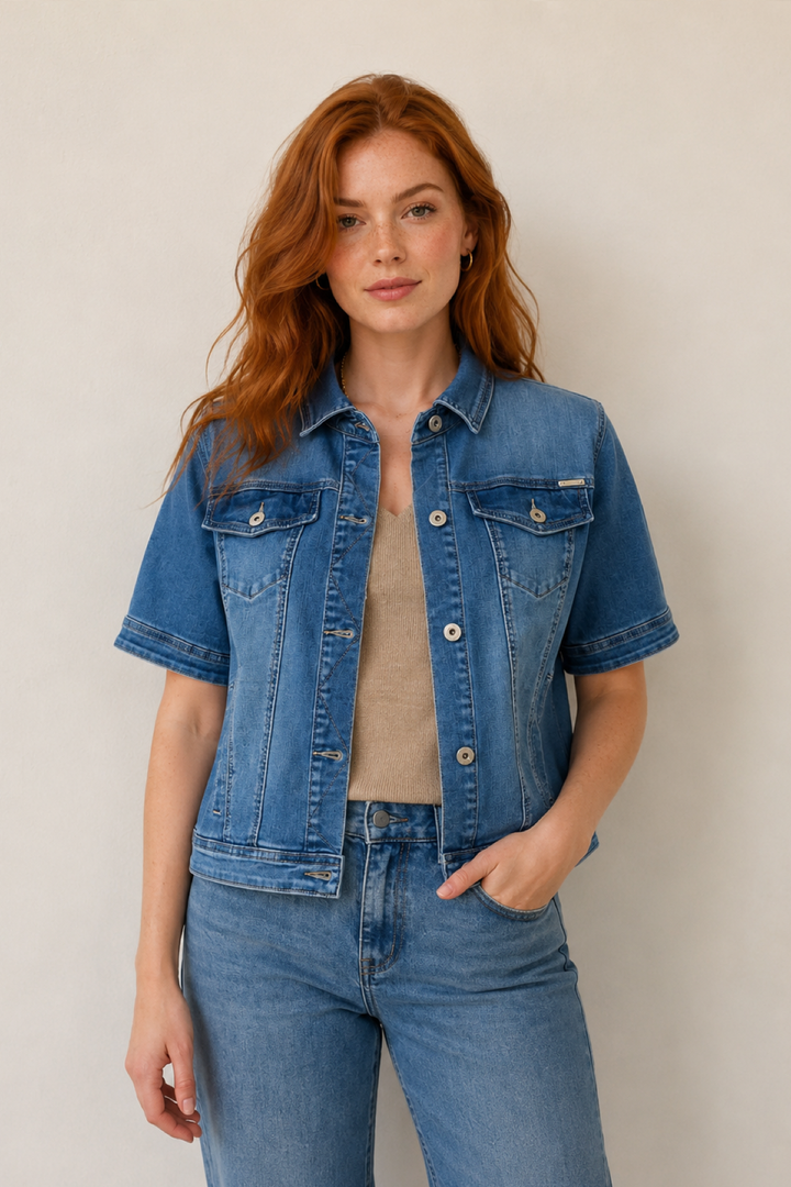 Short-sleeved denim jacket