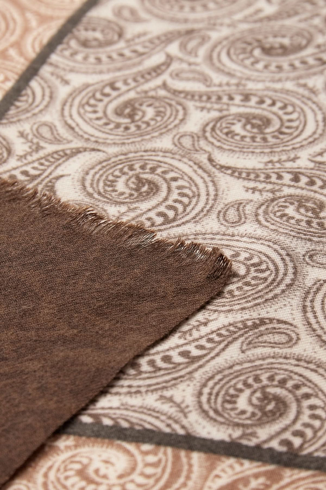 Foulard Hosna à motif cachemire