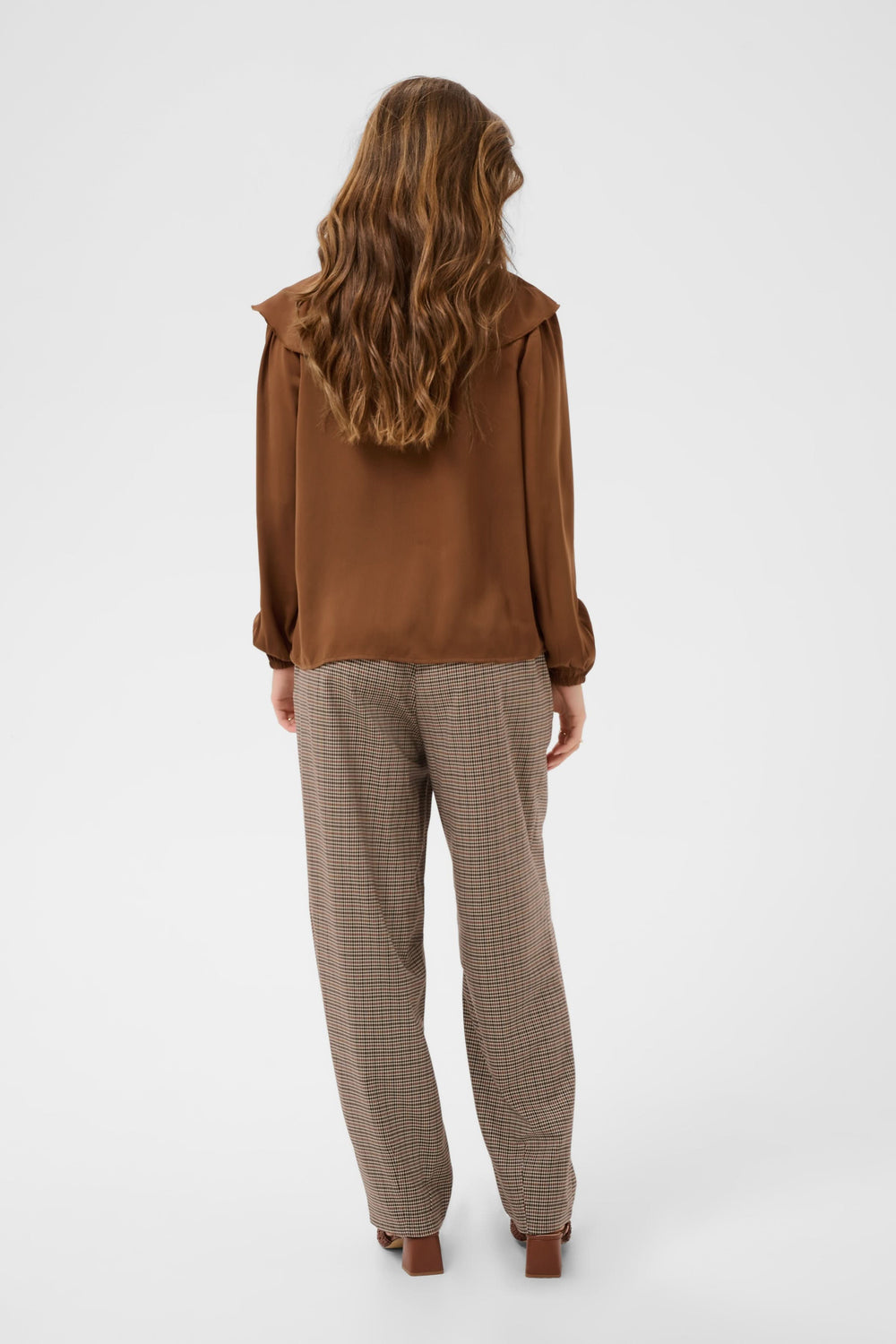 Beliv fluid ruffled long-sleeve blouse front view for women Cream