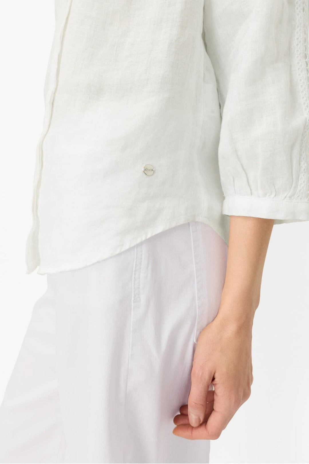 Front view of a white linen blouse with openwork sleeves by Brax for women - Valérie Simon