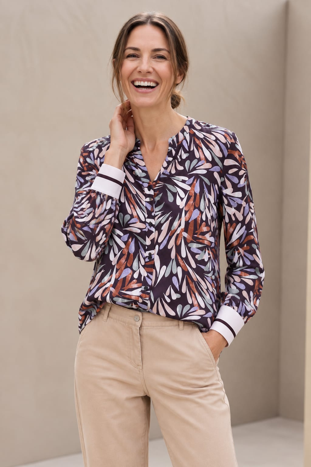 Blouse imprimée à manches longues vue de face pour femme kennys