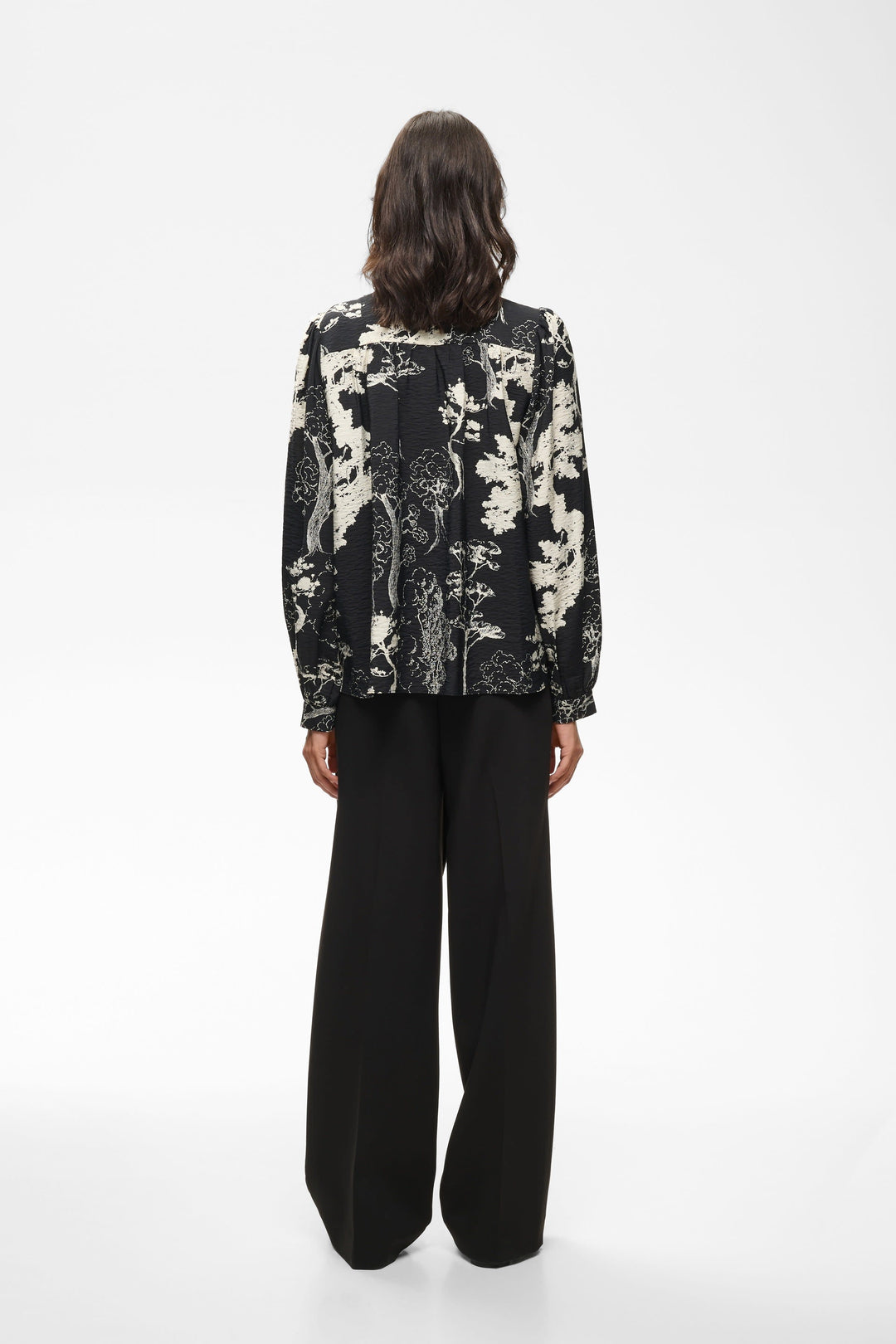 Blouse Makenna imprimée à manches bouffantes vue de face pour femme Inwear