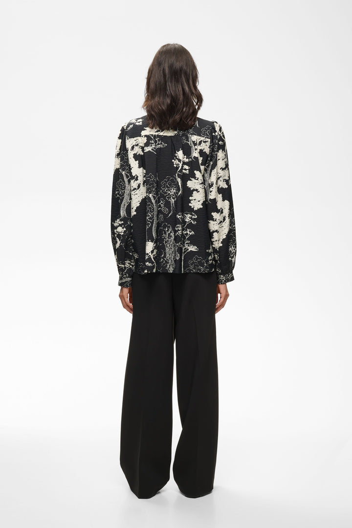 Blouse Makenna imprimée à manches bouffantes vue de face pour femme Inwear