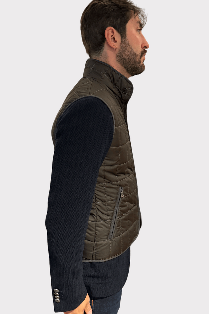 Nylon quilted vest