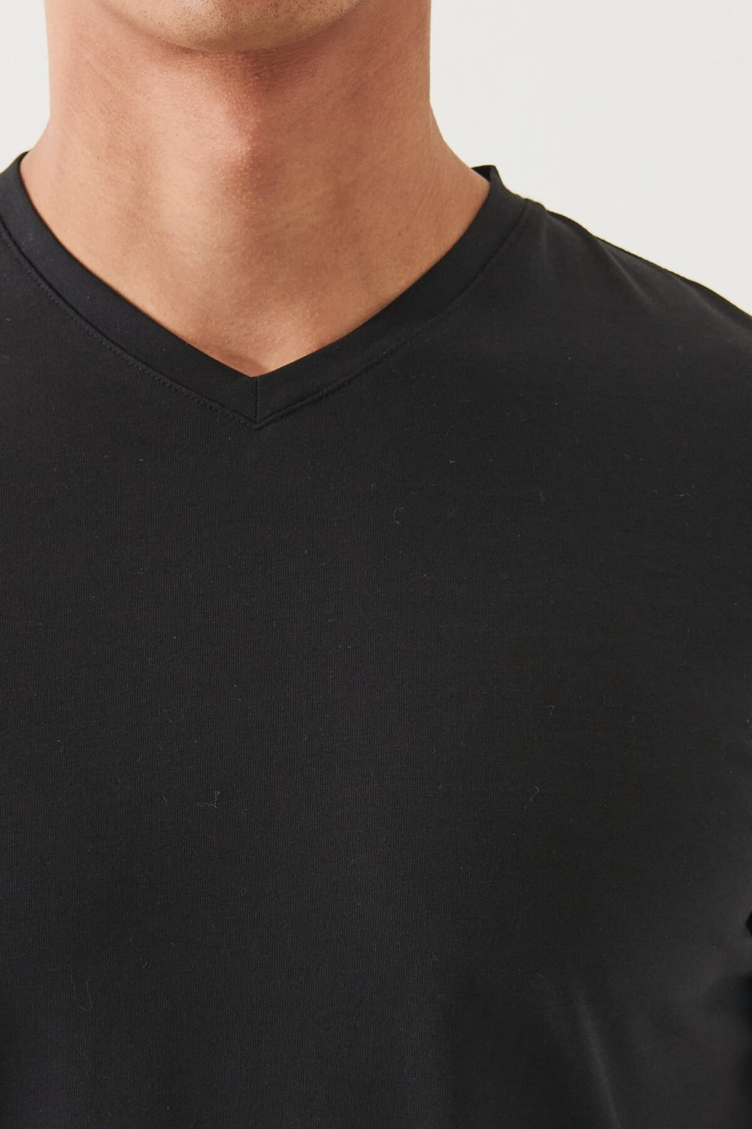 T-shirt with V-neck