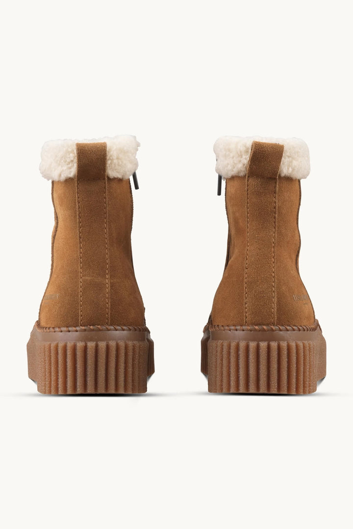 Bottes d’hiver doublées à semelle plateforme vue de face pour femme Ilse Jacobsen