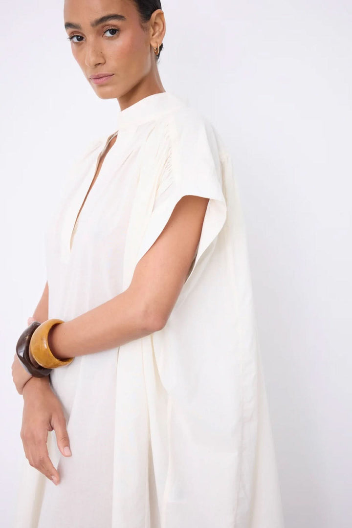 Fani Short, Flowing Dress with an Open Neckline