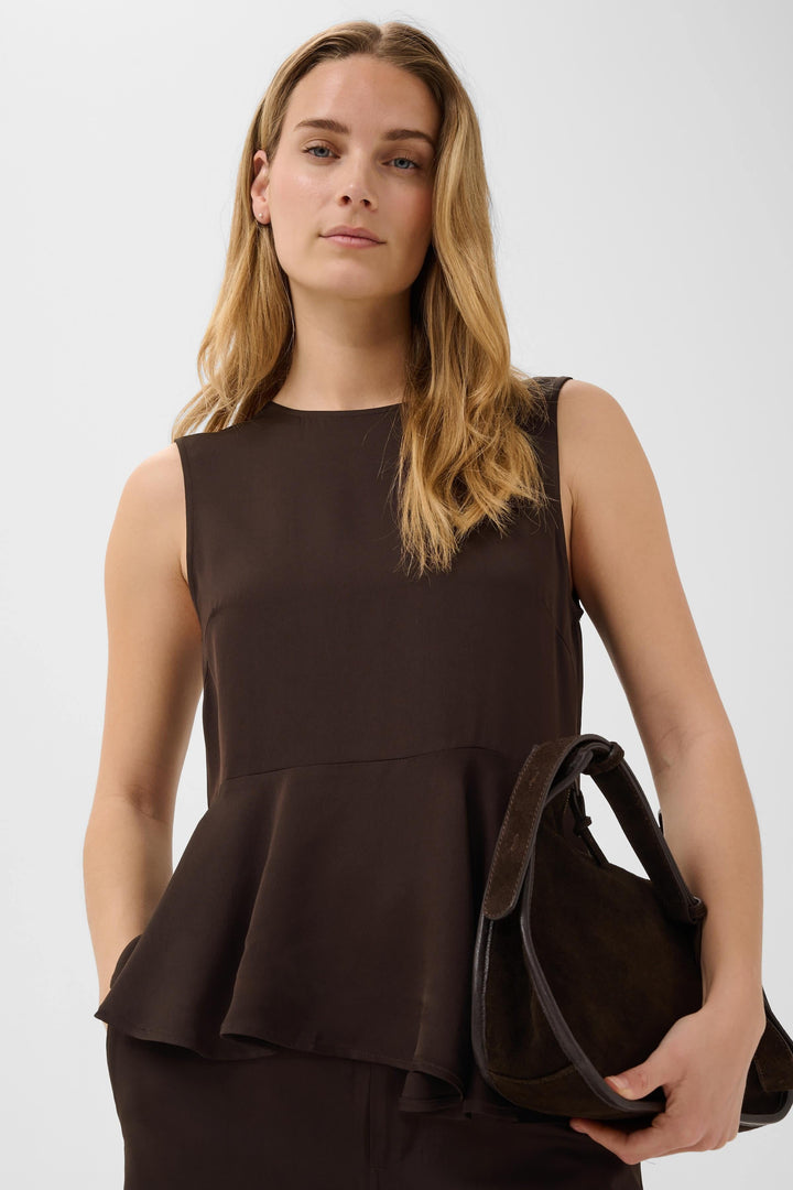 Camisole péplum à col rond Camden vue de face pour femme Part Two