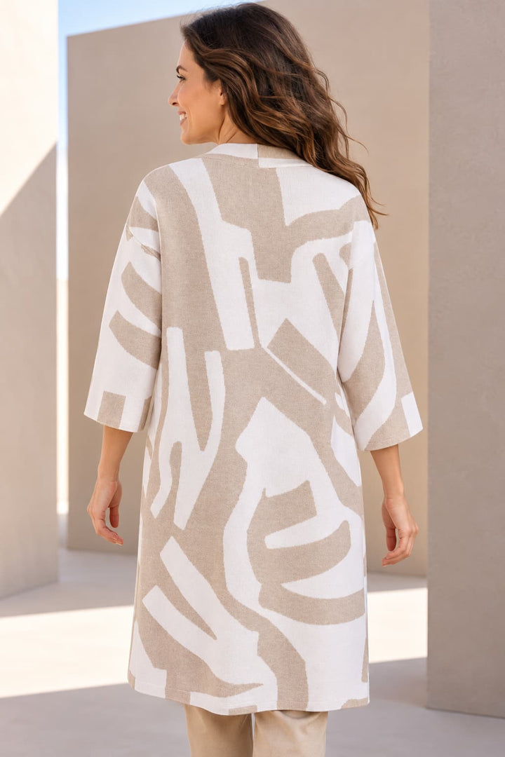 Cardigan long à motif abstrait vue de face pour femme kennys