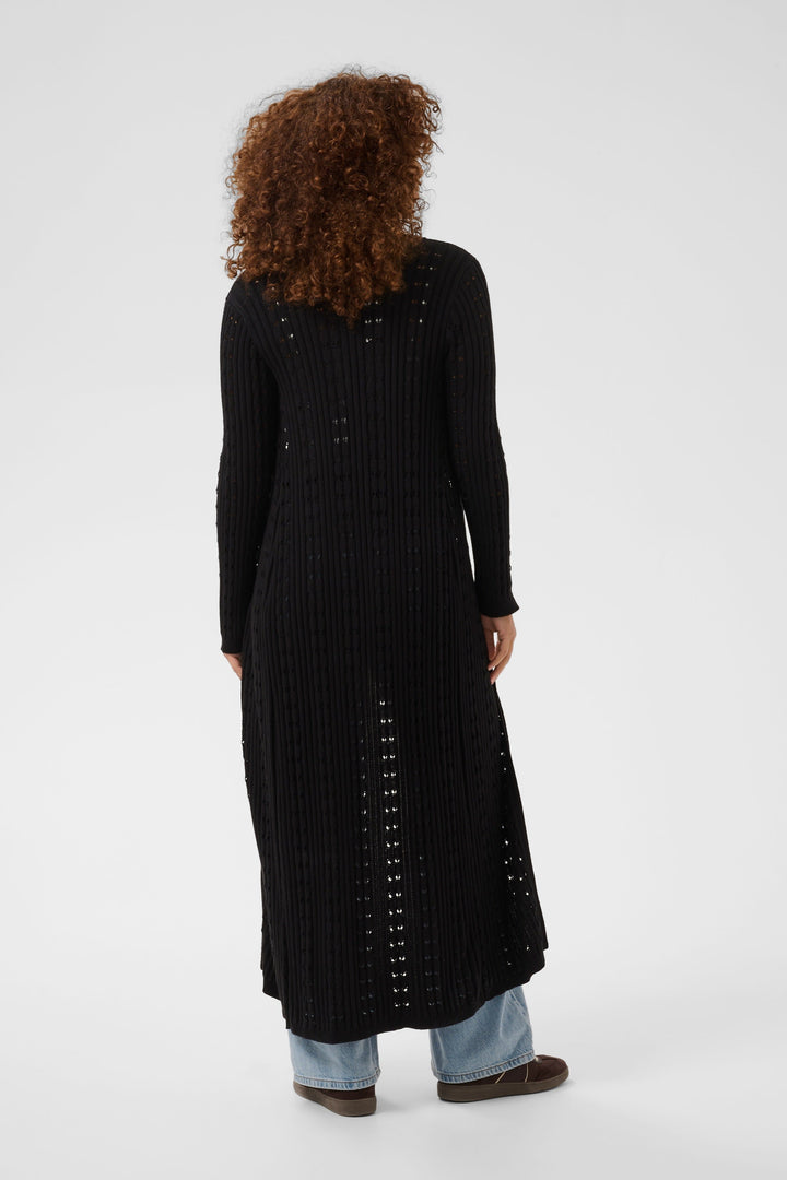 Vue portée cardigan maille ajourée Kaffe femme blanc motifs ajours détaillés - Valérie Simon
