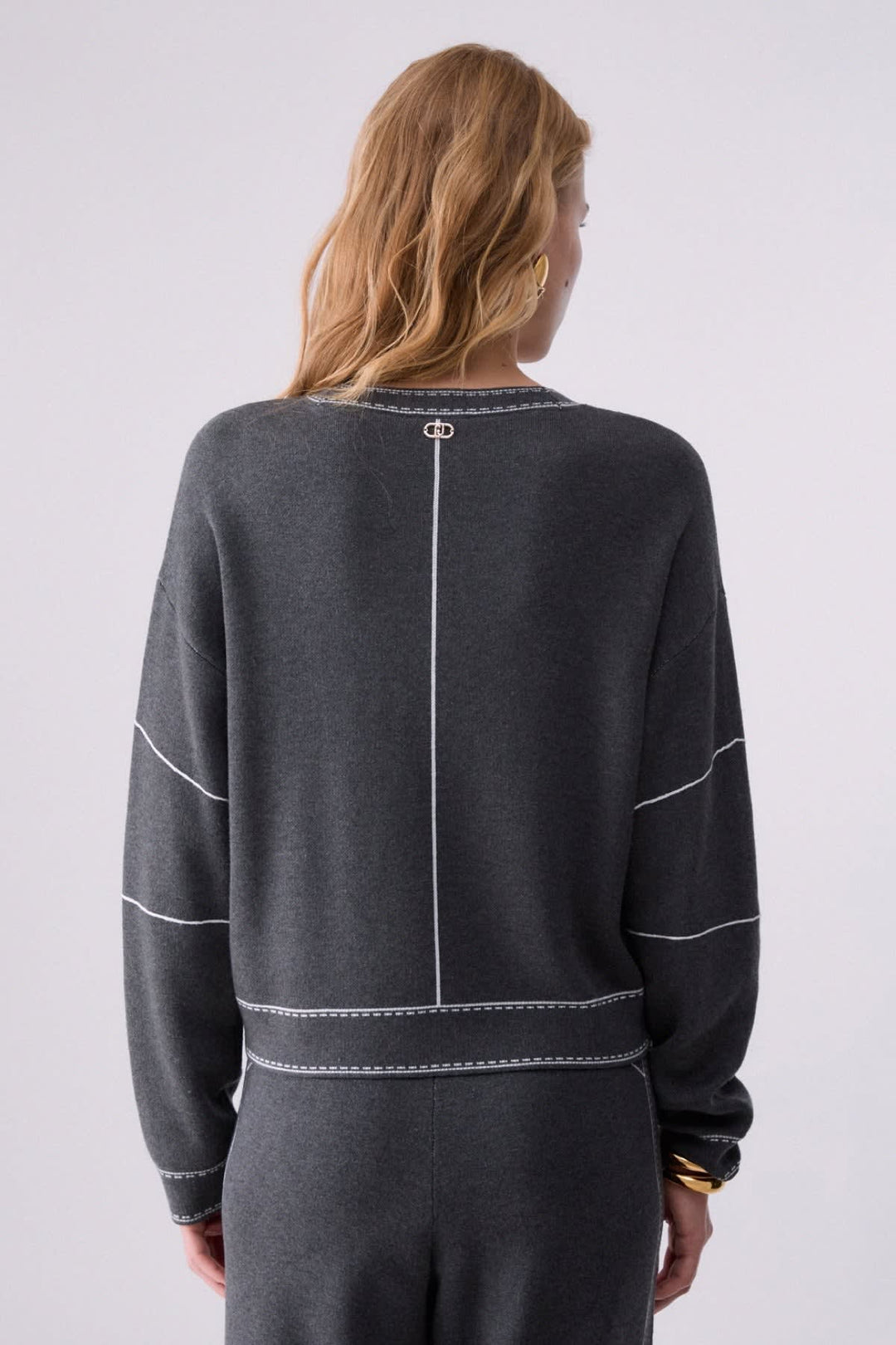 Chandail à surpiqûres contrastantes pour femme liujo