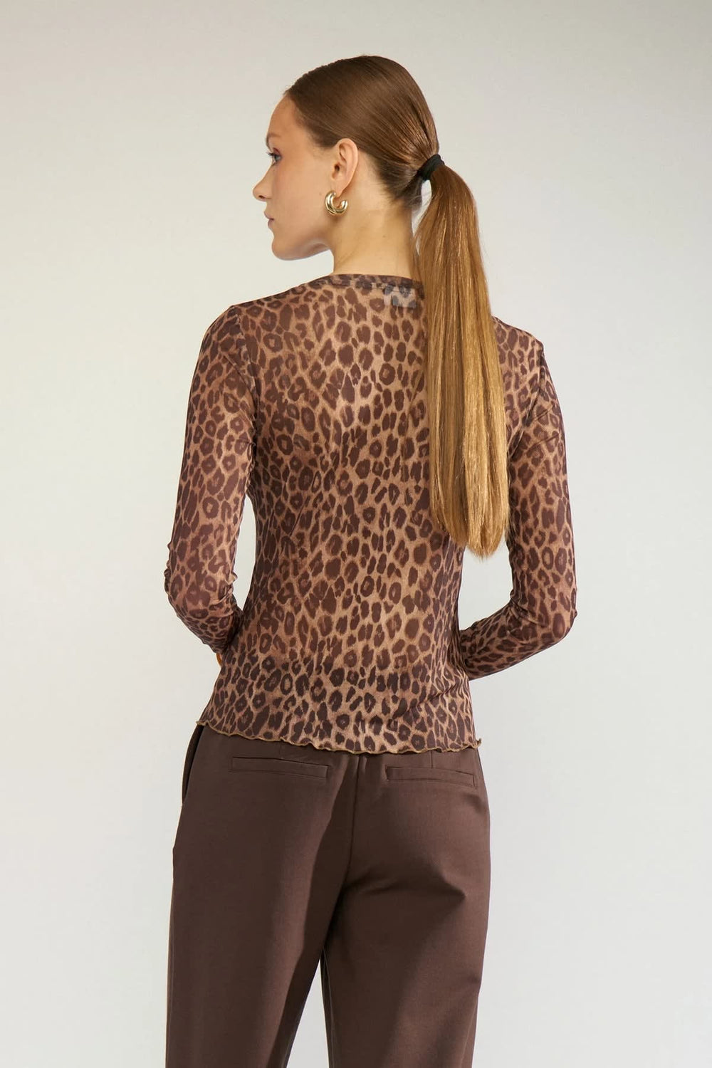 Women's fitted leopard-print sweater by Numph
