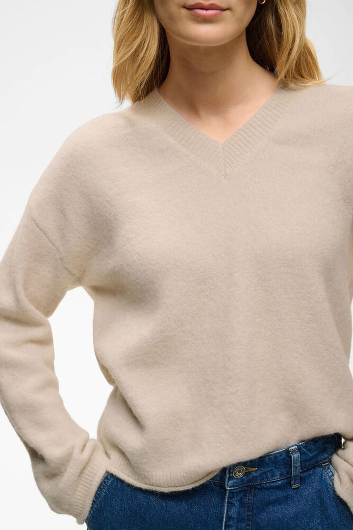 Vue de face chandail en tricot Chanilla Part Two beige avec boutons, col rond - Valérie Simon
