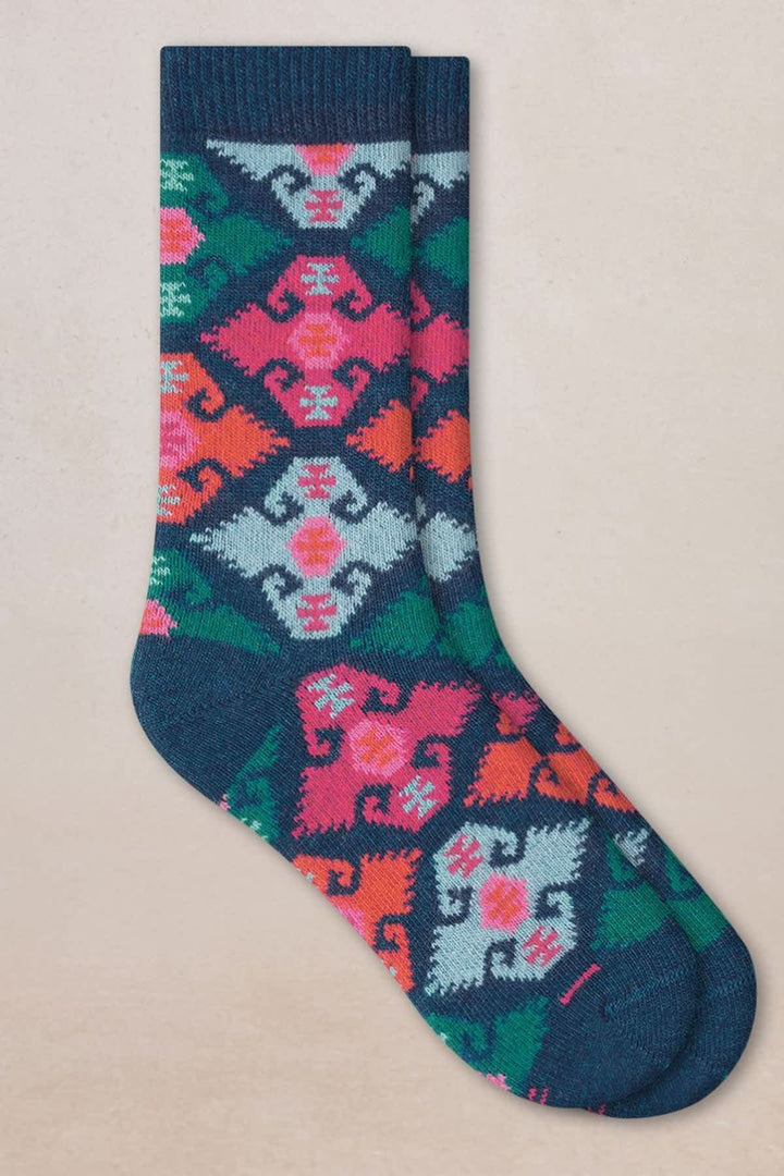 Chaussettes en laine et cachemire à motif tapisserie vue de face pour femme Bleuforêt