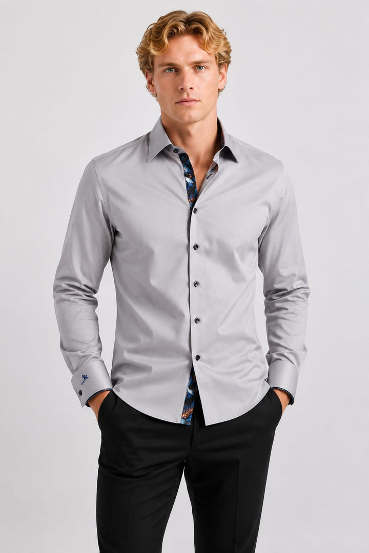 Front view of the MR.SMITH men&
