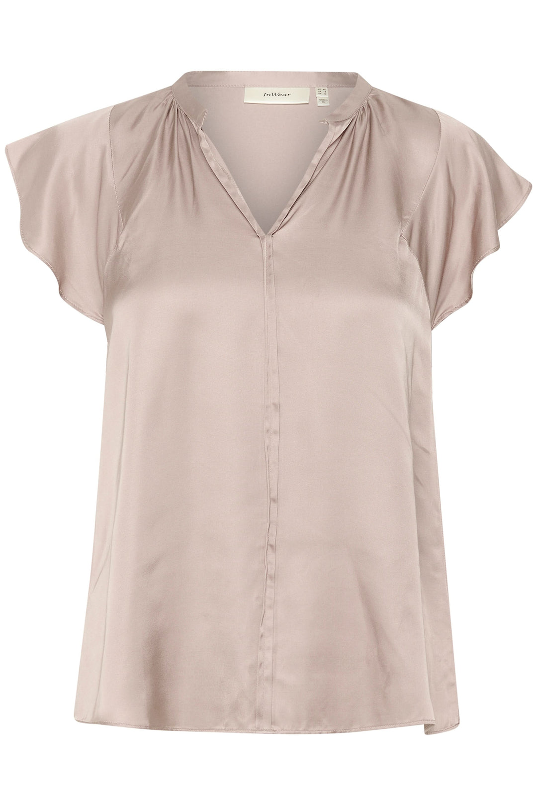 Blouse Kaal en satin fluide avec encolure en V, manches courtes à volants, et coupe droite, idéale pour un look élégant.