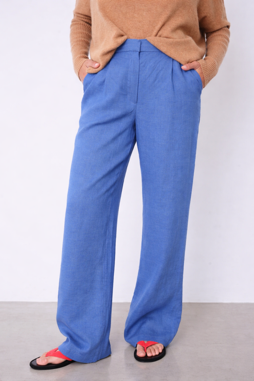 Paula Wide-Leg Flowy High-Waisted Pants Size