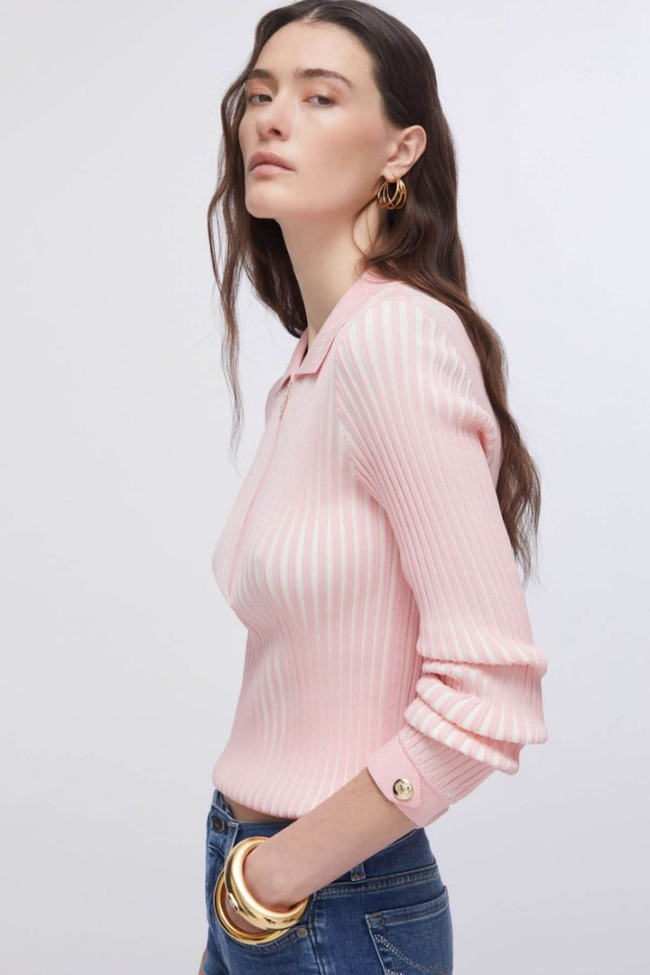 Polo en maille côtelée à demi-glissière